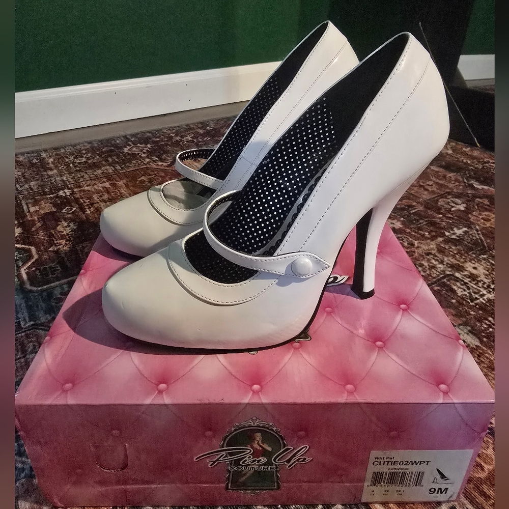 Pinup Couture Cutiepie 02 Heels